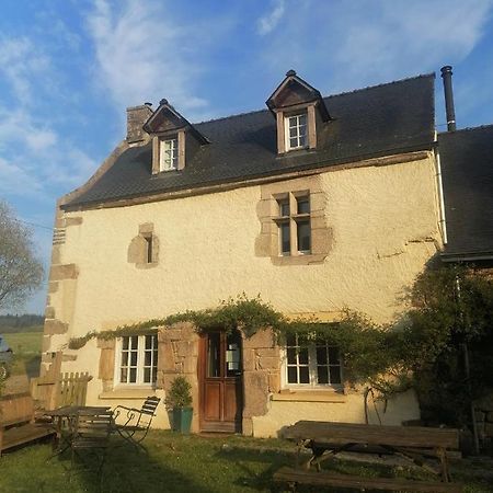 Frairie Du Divit Acomodação com café da manhã Pontivy Exterior foto