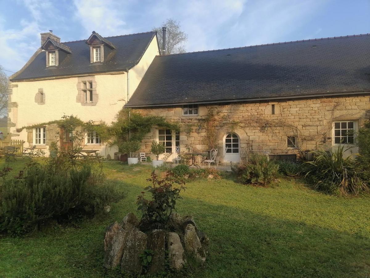 Frairie Du Divit Acomodação com café da manhã Pontivy Exterior foto