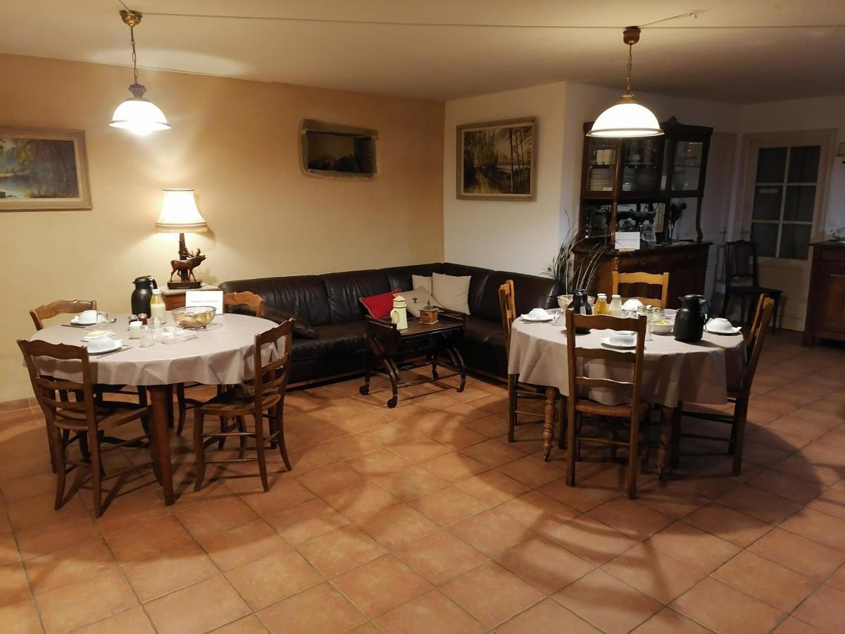Frairie Du Divit Acomodação com café da manhã Pontivy Exterior foto