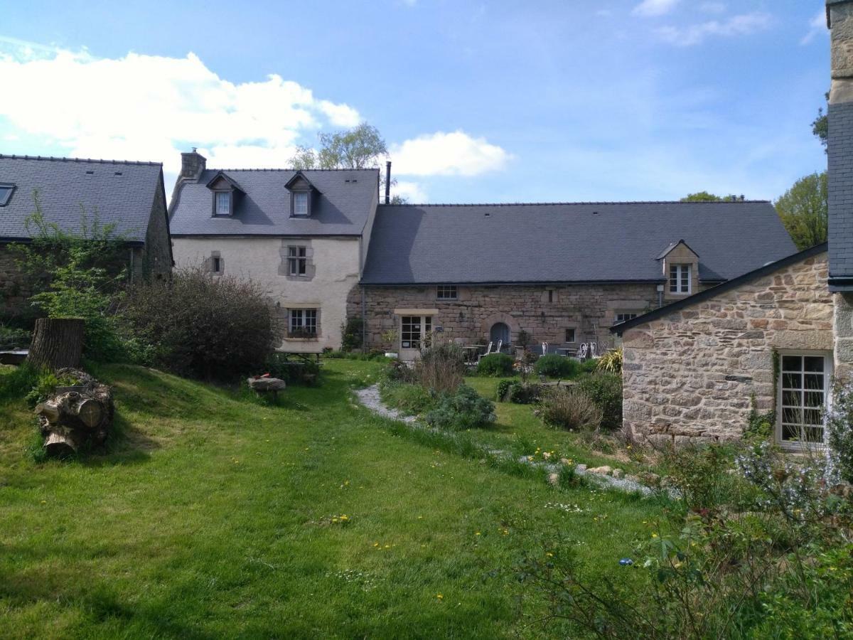 Frairie Du Divit Acomodação com café da manhã Pontivy Exterior foto